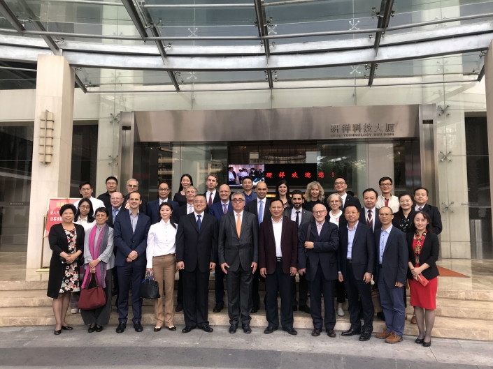 ART18-delegazione-missione-Cina